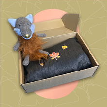 Load image into Gallery viewer, Winter Chomper Box - Large with Premium Treats &amp; Toy
